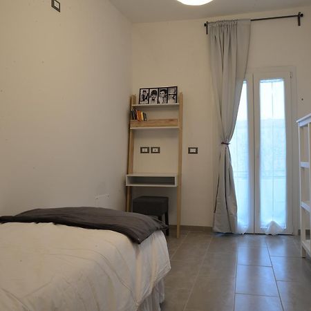 Le Stanze Di Lavi Hotel Ferrara Buitenkant foto