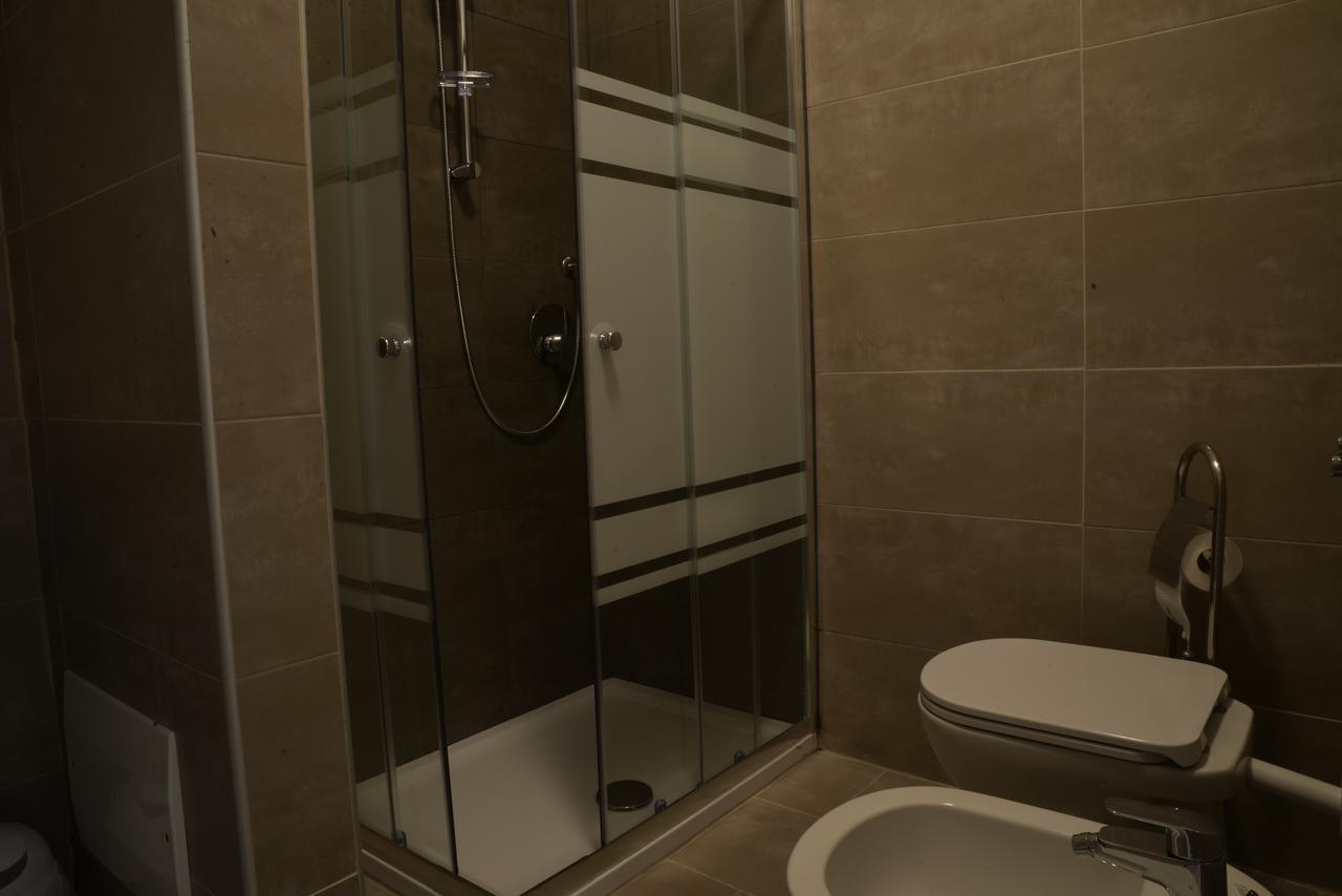 Le Stanze Di Lavi Hotel Ferrara Buitenkant foto