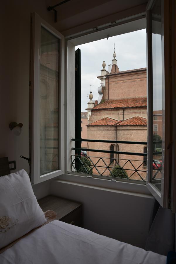 Le Stanze Di Lavi Hotel Ferrara Buitenkant foto